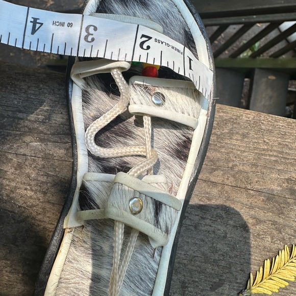 AUTHENTIC African Cow Hide Beaded Sandals Women’s Size 6 Handmade Crafted - Picture 8 of 12